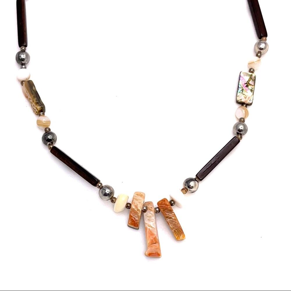 Natural stone shell beaded necklace iridescent